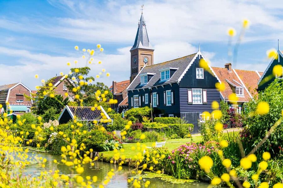 Marken, Volendam, and Edam Full-Day Tour from Amsterdam - Marken, where the old fishing village feel begins