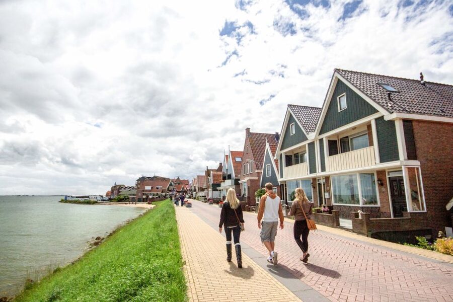 Marken, Volendam and Edam: Private Full-Day Tour - Three villages, one useful day outside Amsterdam