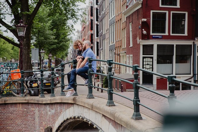 Memories for life - Photo shoots in Amsterdam with a professional photographer - Three route styles, three different moods