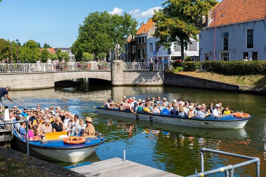 Middelburg: City Canal Cruise - Why seeing Middelburg from the water works