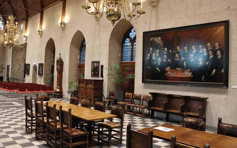 Middelburg: Guided Tour Townhall - Begin on Middelburg’s Markt