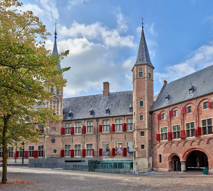 Middelburg: Zeeuws Museum Entry Ticket - Entering the former abbey