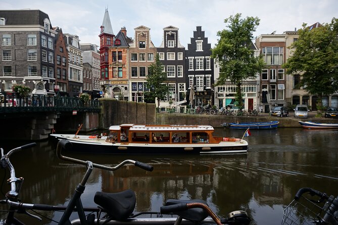 Morning Canal Cruise Amsterdam in Small-Group - What makes the 1928 boat special