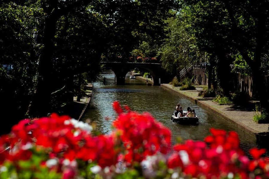 Our Utrecht City Tour (Limited group size & optional Lunch) - Catharijnesingel and Utrecht’s latest city change