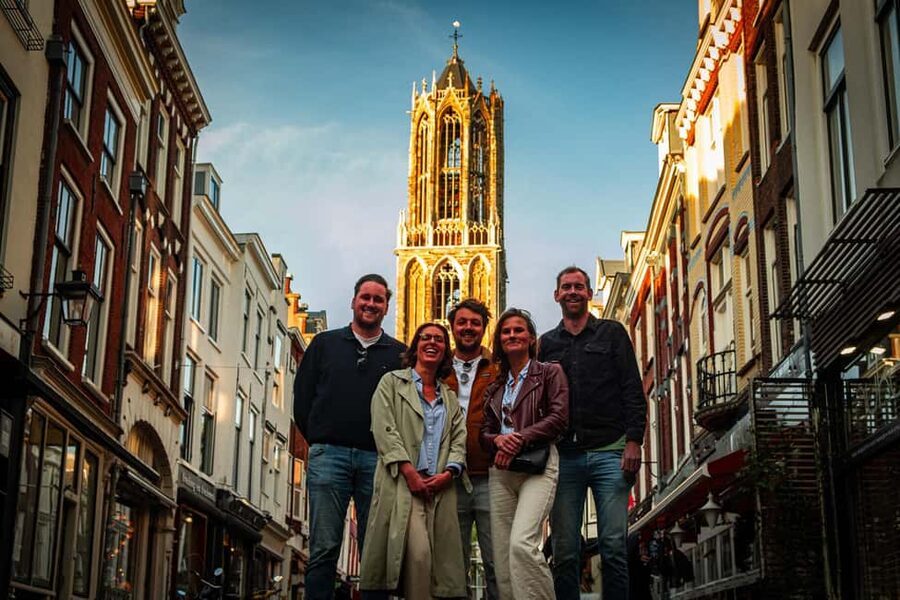 Our Utrecht City Tour (Limited group size & optional Lunch) - Starting beneath the Bollendak