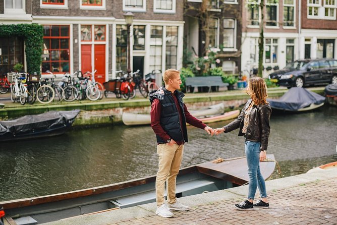 Personal Travel and Vacation Photographer Tour in Amsterdam - The Jordaan: canals, brick streets, and an easy first choice