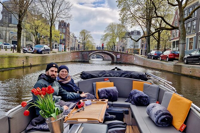 Private 90 Minute Amsterdam Canal Belt Exploration Cruise - The UNESCO Canal Belt and the Old Merchant Houses