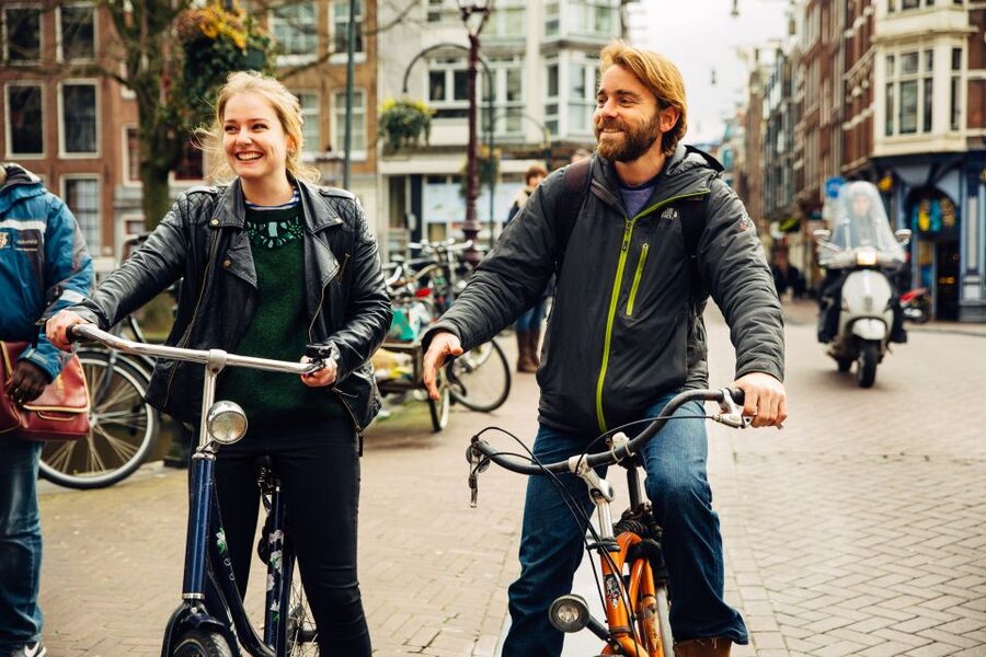 Private Amsterdam Bike Tour with a Local - The Skinny Bridge and the canal-side ride