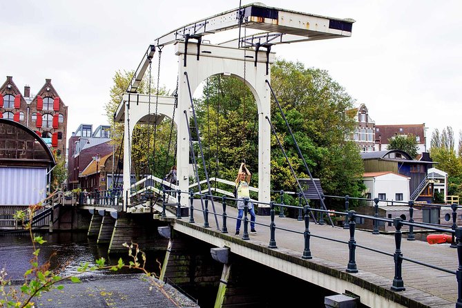 Private Amsterdam Bike Tour with a local guide (also for families) - Starting at Oosterdoksstraat and finding your city bearings