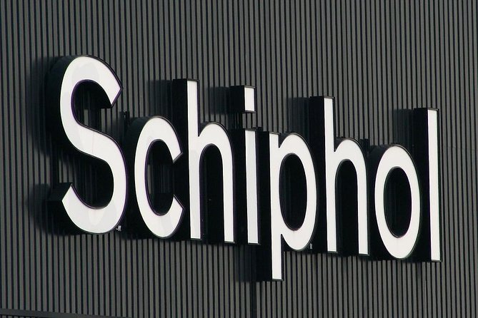 Private Amsterdam Departure Transfer to AMS Schiphol Airport - Leaving Amsterdam without the station shuffle