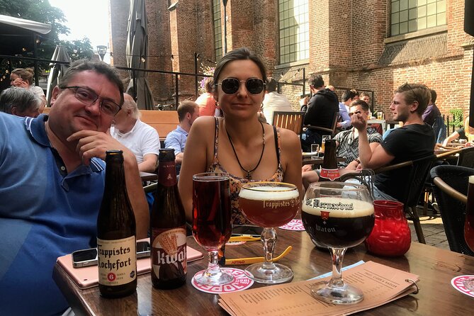 Private bike tour: Hidden gems around Amsterdam and surroundings - Beer and food at Wispe Brewery