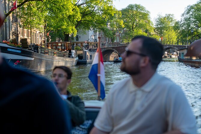 Private Boat Tour Amsterdam - 90 Min incl. welcome drink on historic saloon boat - The best reasons to choose it