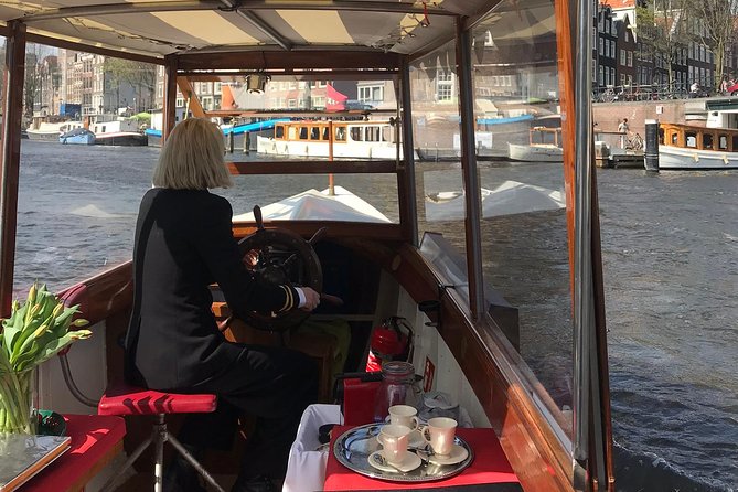 Private canal cruise on small historic boat - Jordaan and the Anne Frank House area