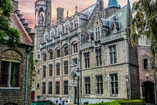 Private day trip to Bruges from Amsterdam - Who will get the most from this trip