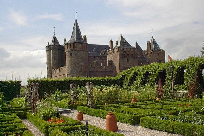 Private day trip to the Dutch castles from Amsterdam - A private vehicle makes the eight-hour day easier