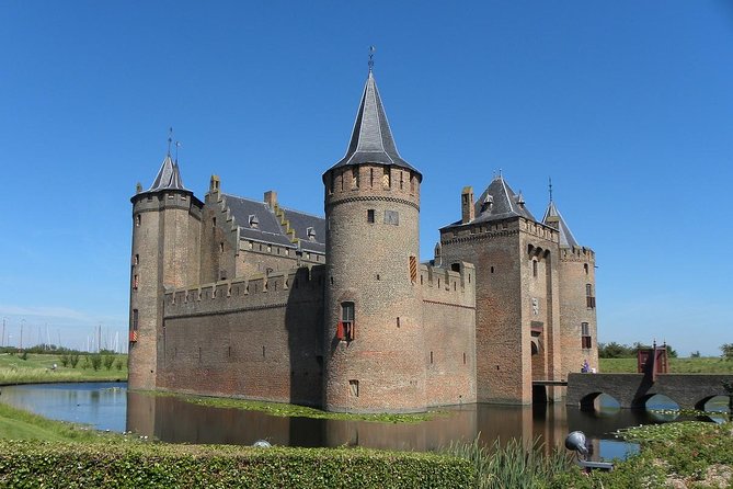 Private day trip to the Dutch castles from Amsterdam - Who should book this castle day