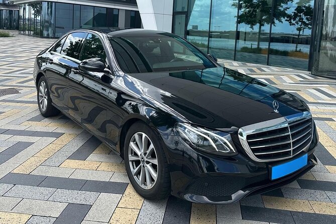 Private Departure Transfer: Schiphol Airport Amsterdam - Who should book this transfer?