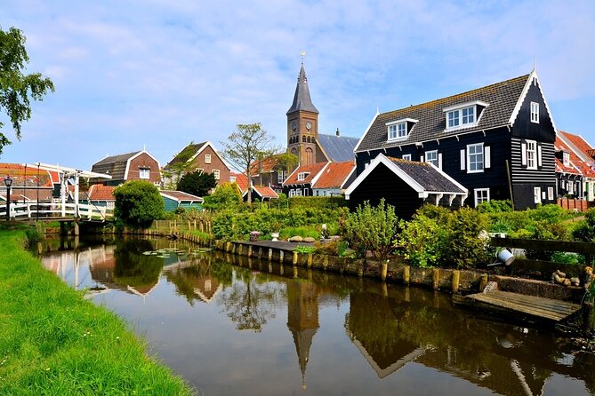 Private Excursion to Zaanse Schans, Edam, Volendam and Marken - Volendam and lunch beside the harbor