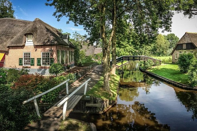 Private Giethoorn & Zaanse Schans Windmills Sightseeing Tour from Amsterdam - Lunch is flexible, but not included