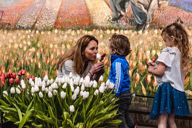 Private Keukenhof Gardens and Tulip Fields Tour from Amsterdam - Cancellation and booking details