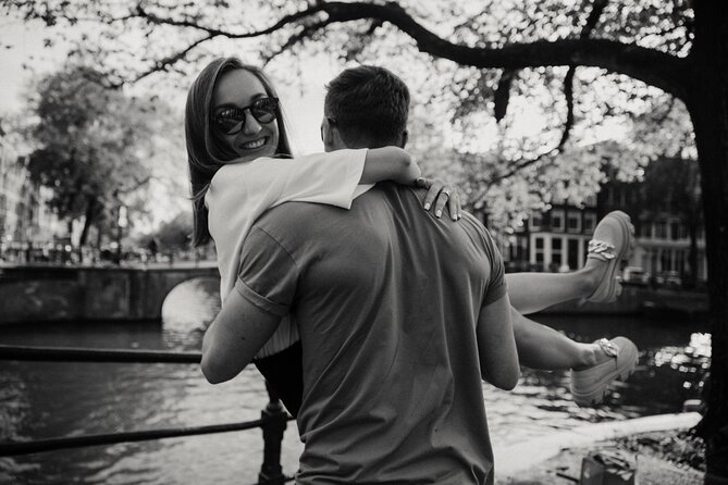 Private Love Story Photowalk Experience - Slowing down in the Jordaan