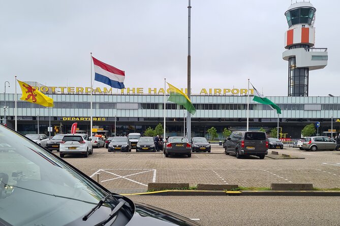 Private Minivan transfer to Rotterdam - Who will get the most from this transfer
