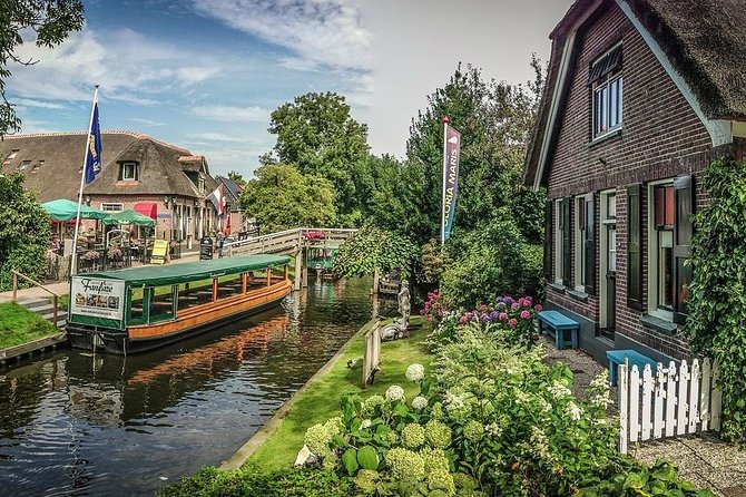 Private Sightseeing Tour to Giethoorn Dutch Venice from Amsterdam - Why Giethoorn makes a good day out from Amsterdam