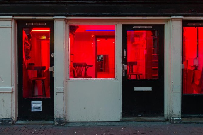 Private tour of Red Light District. English or Spanish - What this Amsterdam walk actually covers