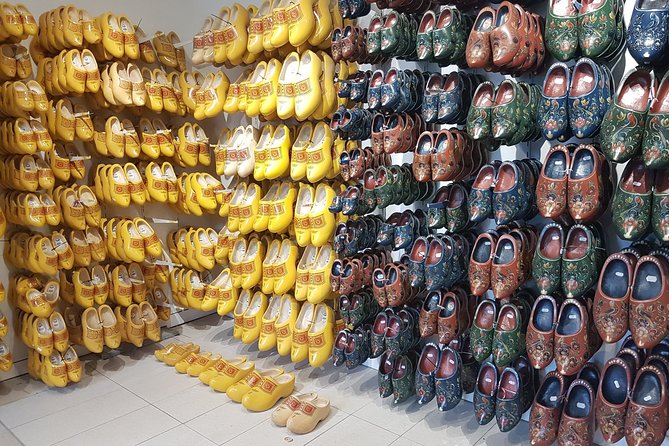 Private Tour of Simonehoeve Cheese Farm and Clog Factory - A one-hour stop near Amsterdam