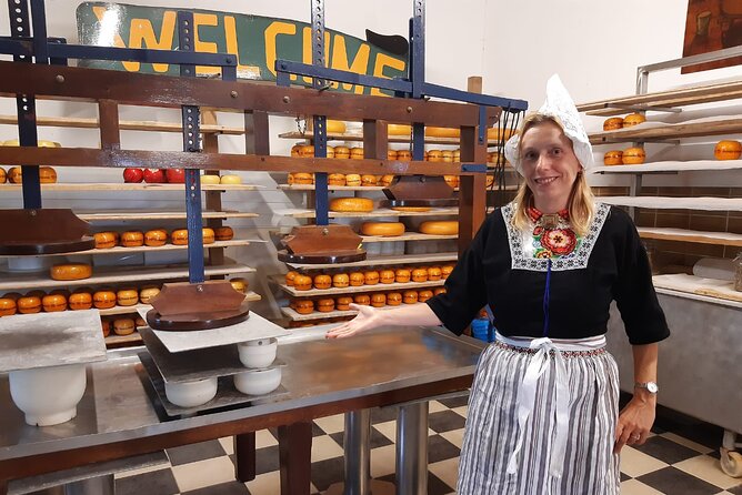 Private Tour of Simonehoeve Cheese Farm and Clog Factory - How to get the best value from the hour