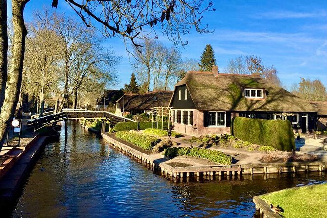Private Tour to Giethoorn with boat and Zaanse Schans windmills - Is $443.80 per person a fair price?