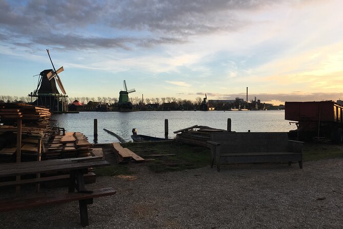 Private transfer between Rotterdam - Amsterdam (incl. Schiphol airport) - Leaving Rotterdam for Schiphol
