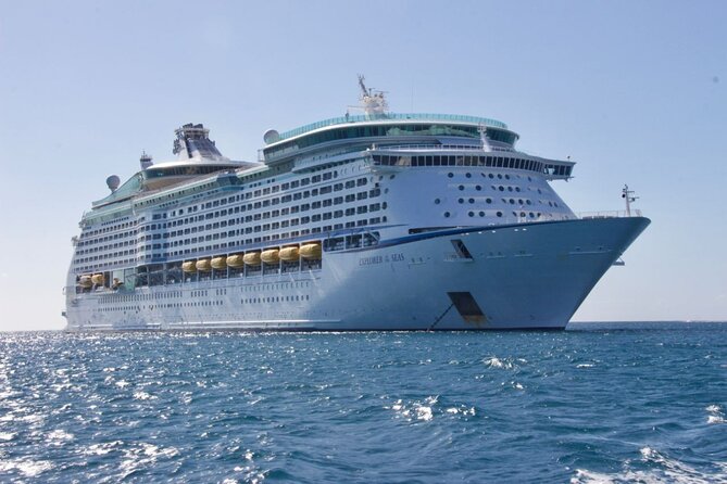 Private Transfer from Rotterdam Port to Amsterdam Airport (AMS) - Choosing the right vehicle for your party