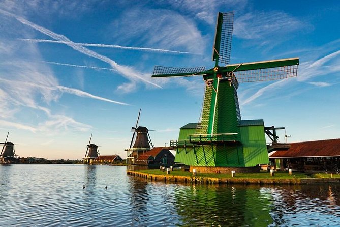 Private Zaanse Schans & Volendam Tour: Windmills, Cheese & Clogs - Volendam, harbor views and smoked eel