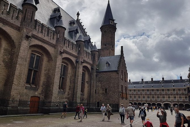 privatetour Delft, The Hague&Rotterdam Kinderdijk from Amsterdam - The Hague’s political and international center