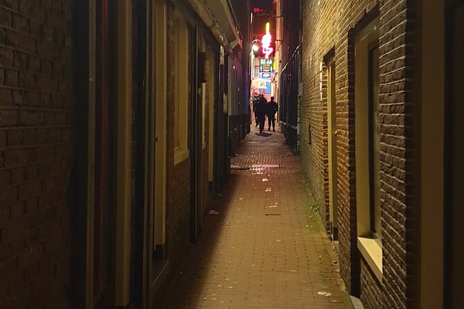 Red Light District Tour by Locals, Small Group (approx 4) - The guide makes or breaks the evening
