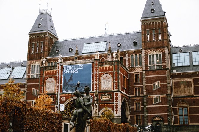 Rijksmuseum Amsterdam Exclusive Guided Tour w/ Reserved Entry - Private or semi-private: choose the format carefully