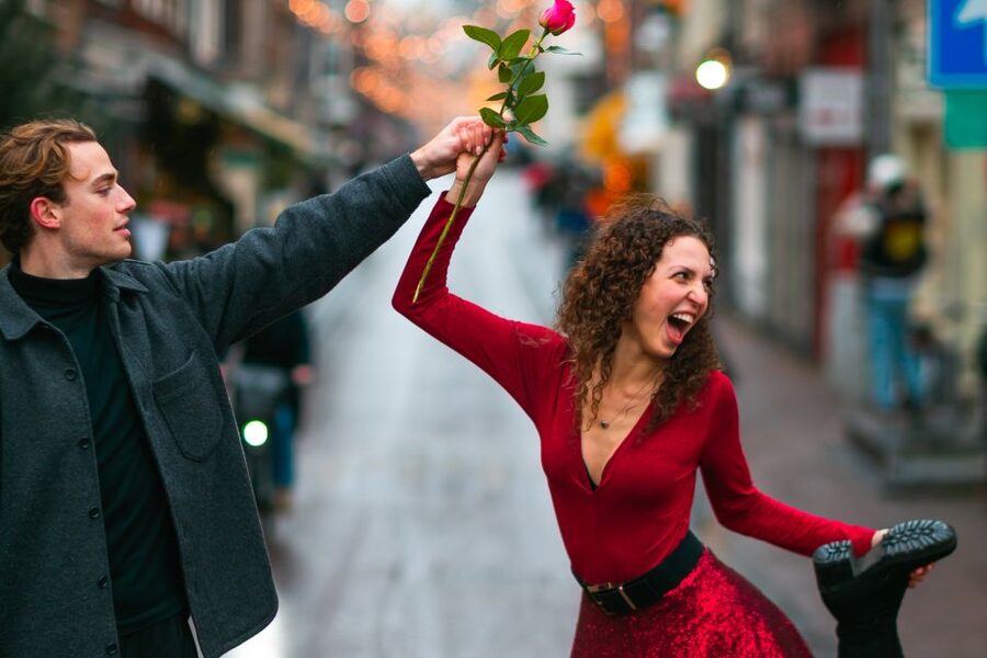 Romantic Photoshoot Experience for Couples in Amsterdam - Who will enjoy this most