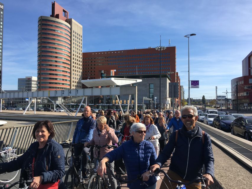Rotterdam: 2.5-Hour Highlights Bike Tour - Crossing to Kop van Zuid and the old port