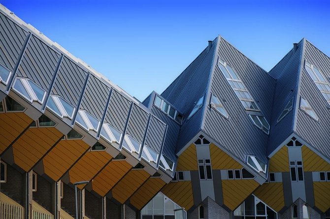 Rotterdam Architecture and Highlights Walking Tour (TOP RATED) - City Hall and Rotterdam’s older face