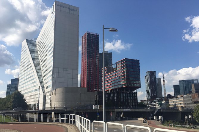 Rotterdam Architecture Highlights Walking Tour - Boompjeskade and the Maas finish