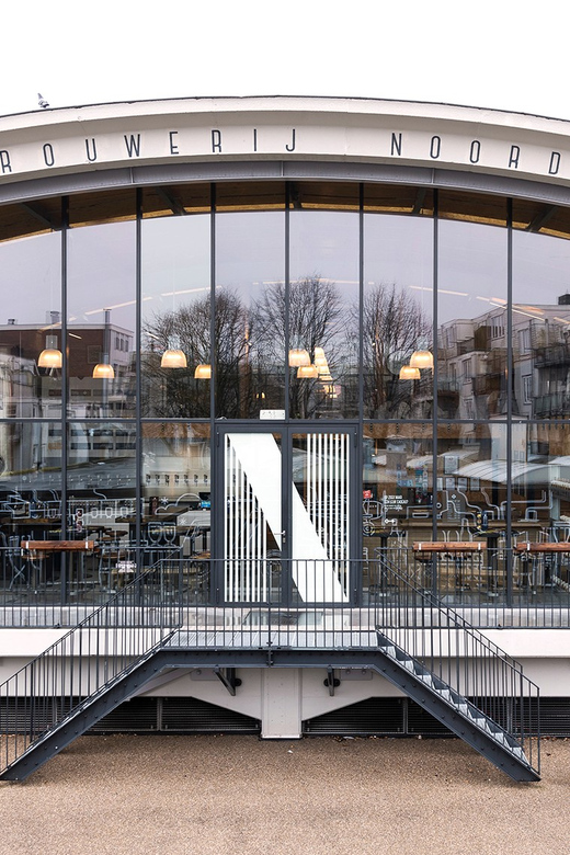 Rotterdam: Beer Brewery Noordt Tastings with Optional Tour - The tasting room and terrace