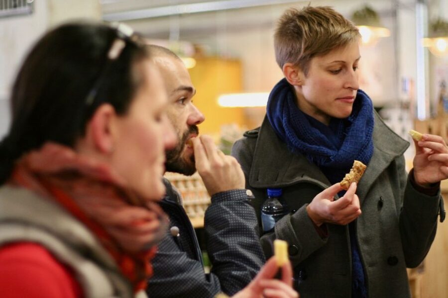 Rotterdam: Guided Walking Food Tour - Who should book this food walk?