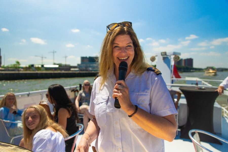 Rotterdam: Harbor Cruise with Live Guide - The first stretch shows Rotterdam as a port city