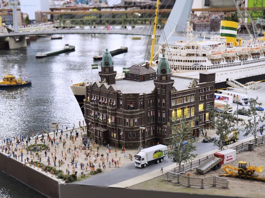 Rotterdam: Miniworld Rotterdam Entry Ticket - A Small Rotterdam With a Very Fast Clock
