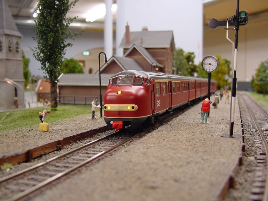 Rotterdam: Miniworld Rotterdam Entry Ticket - Who Will Enjoy Miniworld Rotterdam Most?