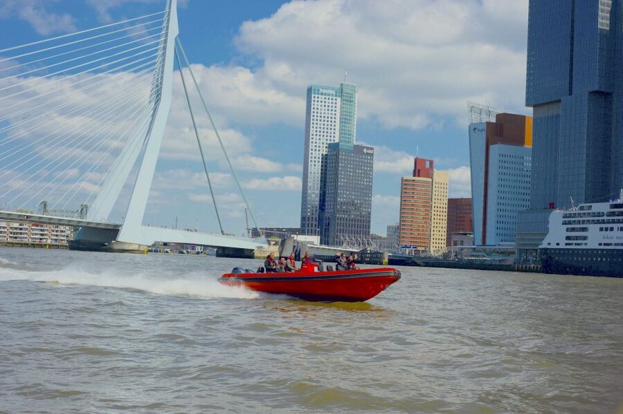 Rotterdam: Private Maas River Speedboat Cruise - How fast is 90 km/h on the Maas?
