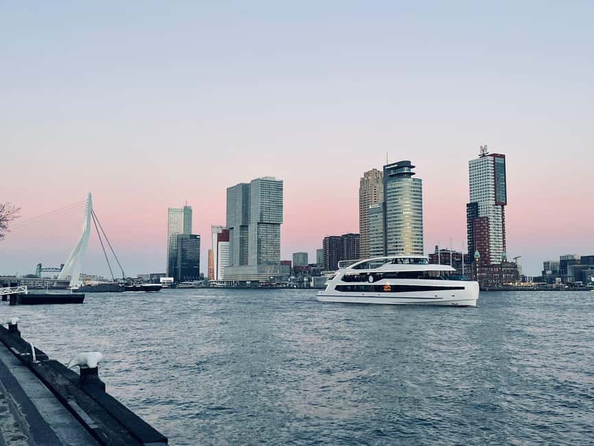 Rotterdam: Summer Evening Cruise with Live Entertainment - What you see along the Maas River