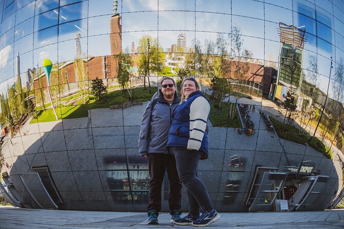 Rotterdam Walk: Hilights, Gems, Architecture & WWII | 2 or 3hrs - The Maritime District as an open-air museum