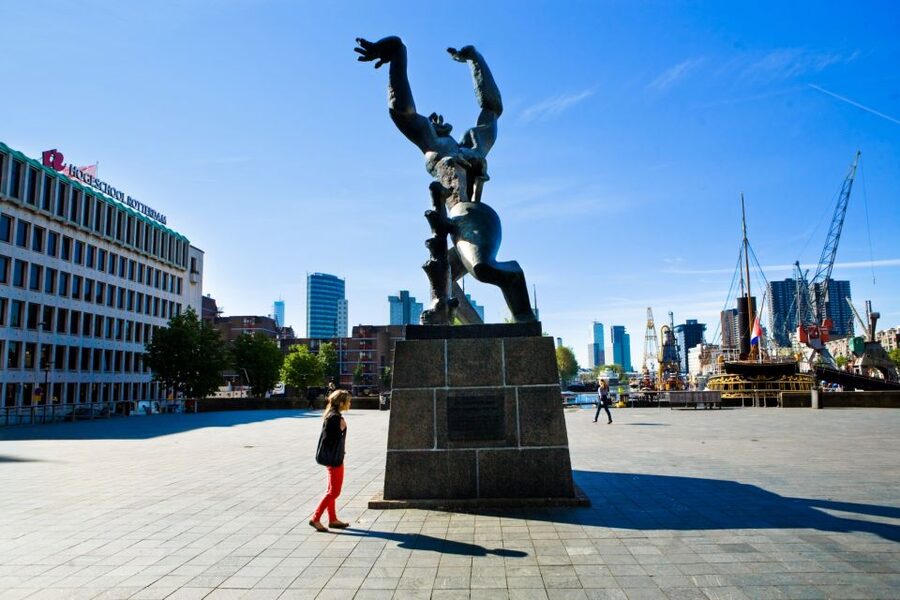 Rotterdam Walking Tour and Harbor Cruise - The 75-Minute Harbor Cruise Lets You Rest